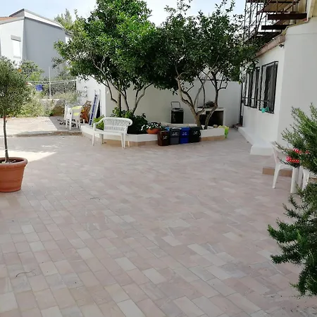 Seaside Garden 1 אלגהרו